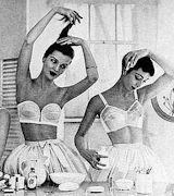 Мері Фелпс Джейкобс_бюсгалтер.jpg