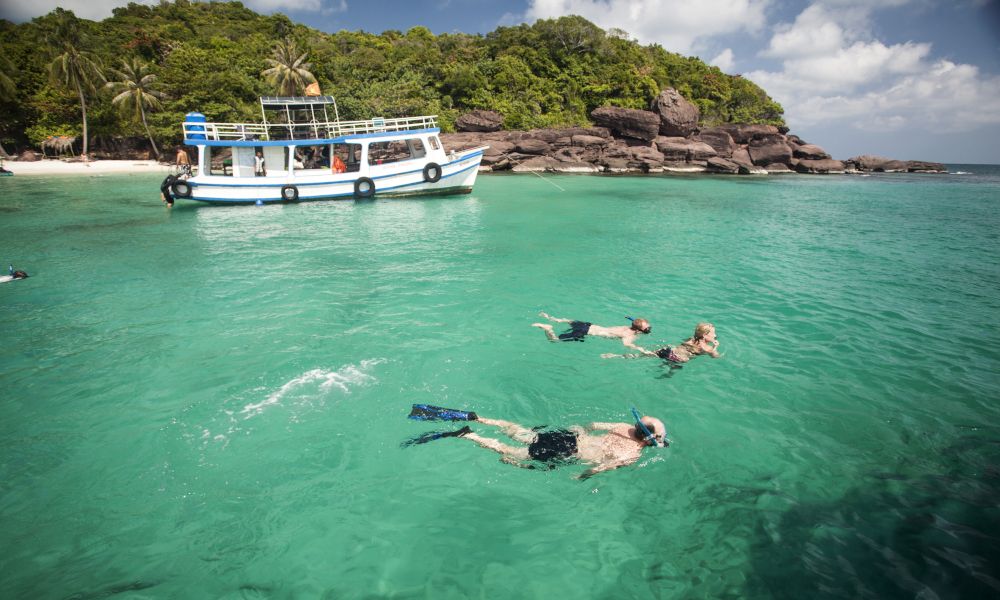 Snorkeling Vietnam.jpg