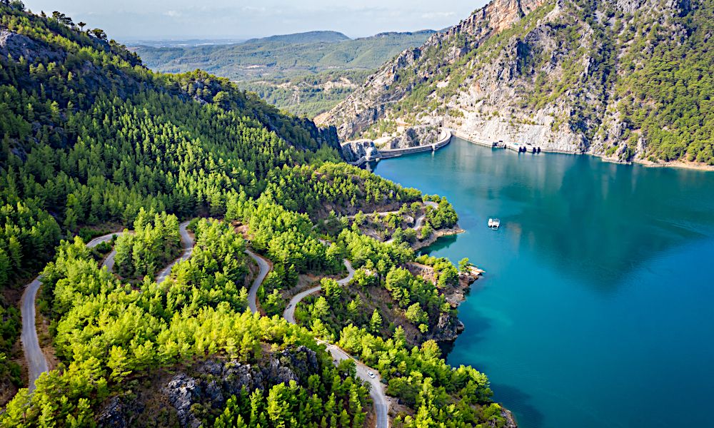Taurus Mountains.jpg
