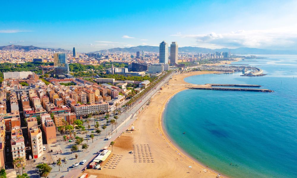 spain_Ciutat Vella district with Barceloneta beach.jpg